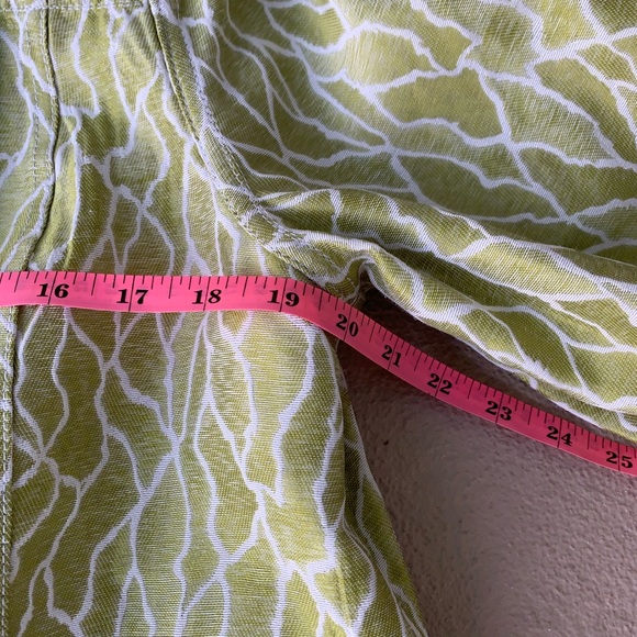 Reversible Jacket Green and Animal Print - Picture 5 of 8